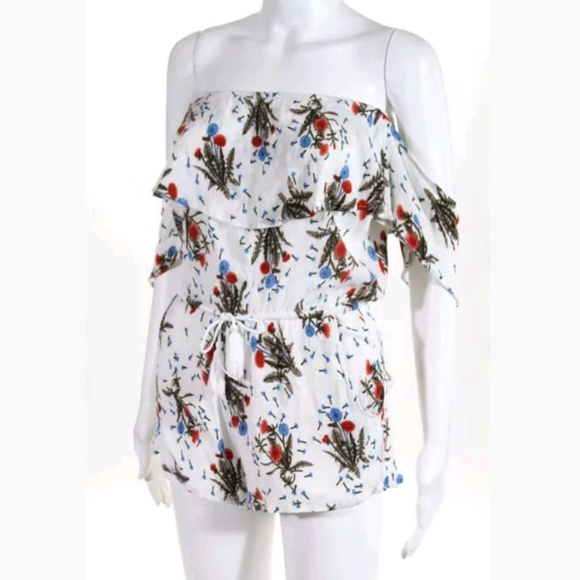ecru lab Other - ECRU WHITE BLUE RED flower FLORAL ROMPER Sz LARGE